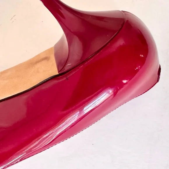 Jimmy Choo Aza Red Patent Leather Kitten Heel Pump 38.5 IT 8 US